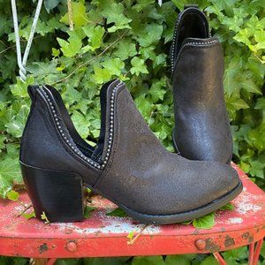 Very G Black Marlene 2 Ankle Boots